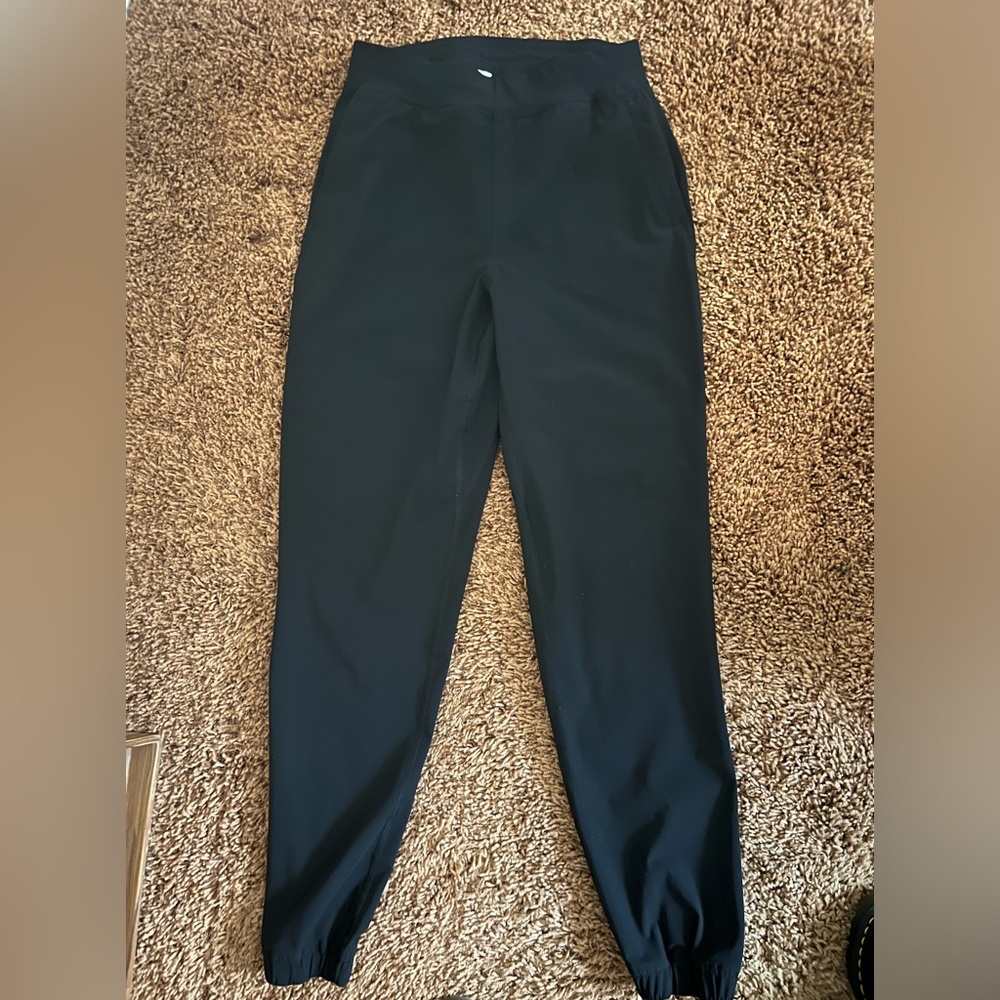 Adapted state joggers size 4 black